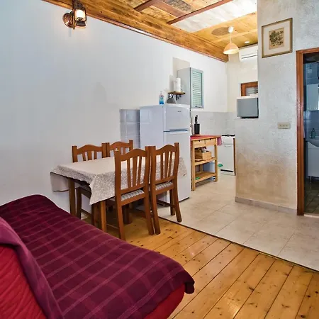 Cvjetan Apartment *