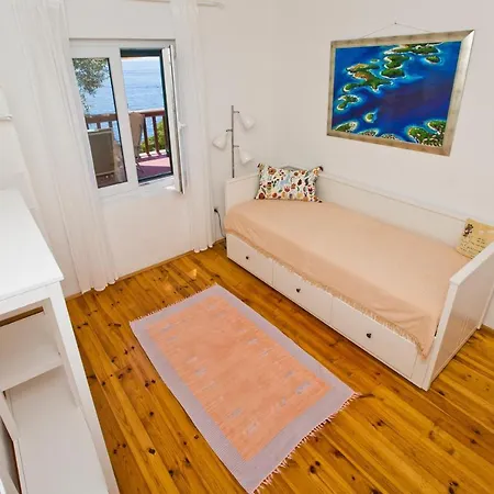 Cvjetan Apartment *