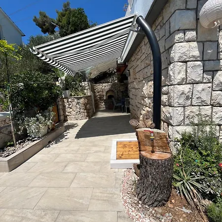 Apartamento Cvjetan *