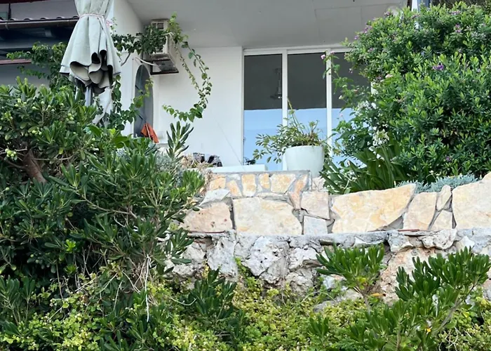 Cvjetan Appartamento Hvar Town